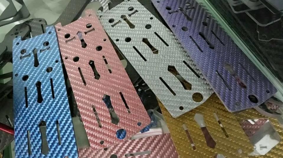 Bunte zusammengesetzte Platte Kohlenstoff-Faser-Produkte Aramid Kevlar für das Laufen von Fahrgestellen